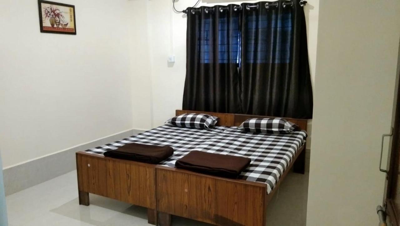 New Bombay Lodge Nagpur Esterno foto
